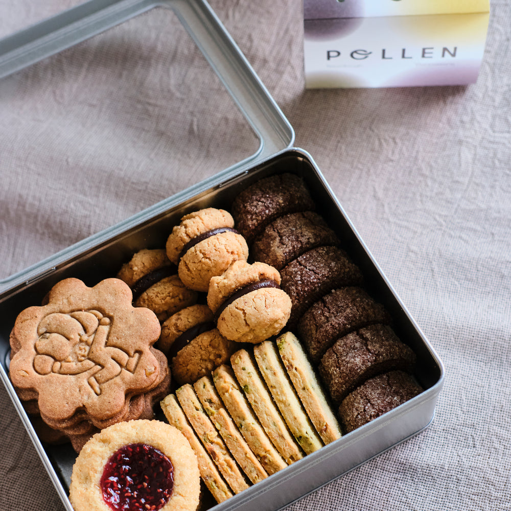 POLLEN FESTIVE BISCUIT TIN